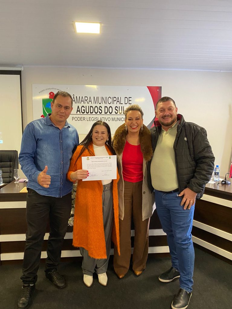 Posse da procuradoria da Mulher na câmara de Agudos do Sul. Foto: Divulgação