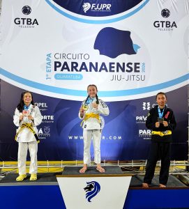 Bella garantiu medalha de ouro na competição. Foto: Divulgação