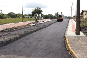 Pavimentação de quatro ruas da Ponte Alta teve início nesta segunda. Foto: Assessoria de Imprensa/Prefeitura de Piên