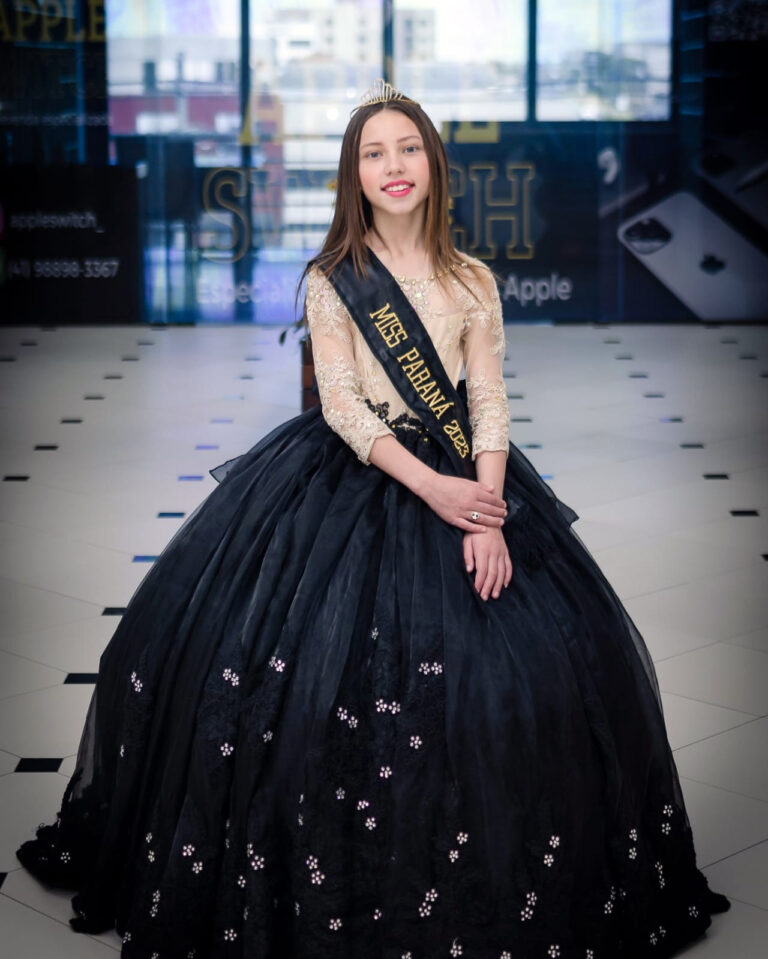 Mirella Ortiz foi coroada com o título de Miss Paraná. Foto: Divulgação/Arquivo Pessoal