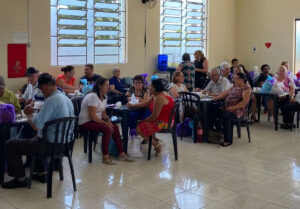 Integrantes do grupo da melhor idade estiveram reunidos no encontro. Foto: Assessoria de Imprensa/Prefeitura de Quitandinha
