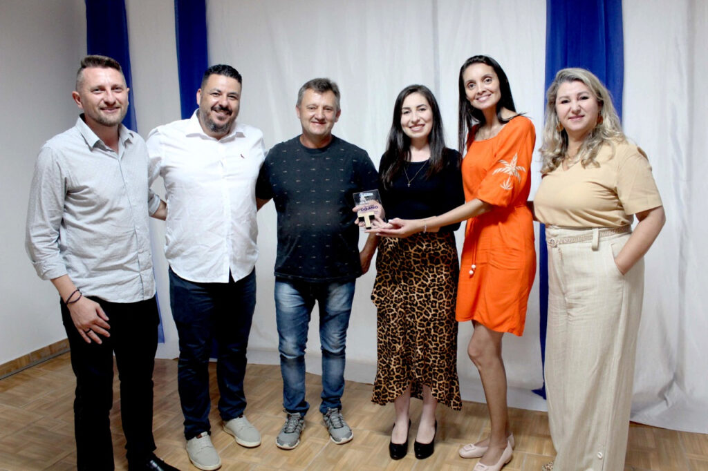 Jornal O Regional foi premiado no evento. Foto: Divulgação/Quitandinha FM
