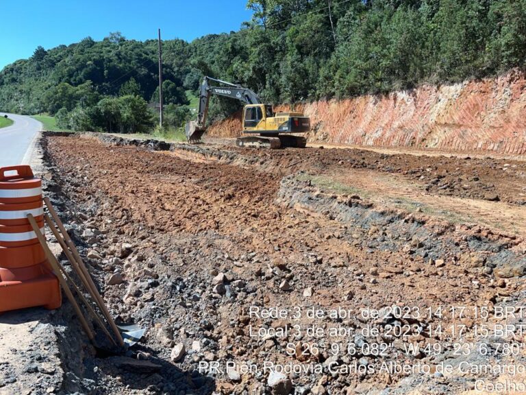 Trabalhos de preparação do local onde funcionará a fiscalização. Foto: DER/PR