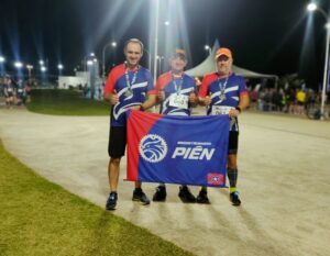 Bigode, João e Beto representaram Piên na 10ª Night Run. Foto Divulgação