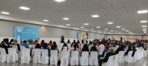 Servidores que atuam na rede municipal de participaram do seminário de Educação nesta semana. Foto: Assessoria de Imprensa/Prefeitura de Quitandinha