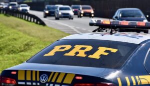 PRF estará intensificando a fiscalização do trânsito nas estradas federais. Foto: Divulgação/PRF