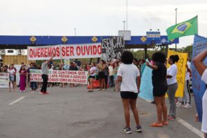 Manifesto foi realizado na praça de pedágio, na Lapa. Foto: Assessoria de Imprensa/Prefeitura da Lapa
