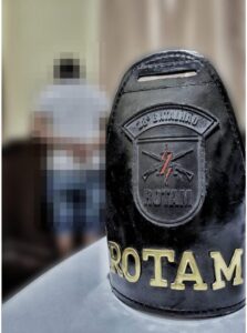 ROTAM prendeu indivíduos com mandados de prisão em aberto. Foto: Divulgação/28º BPM