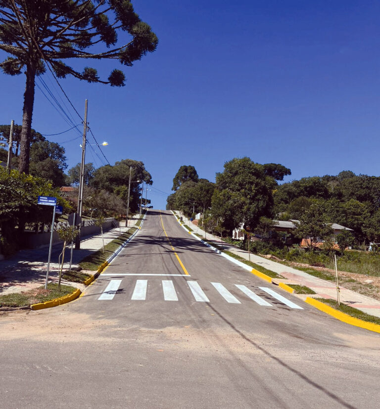 Ruas na área central da cidade tiveram as pavimentações concluídas. Foto: Assessoria de Imprensa/Prefeitura de Quitandinha