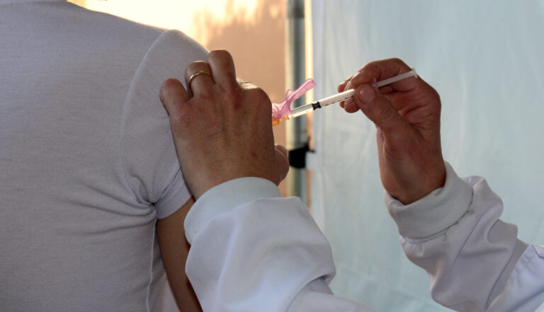 Vacina contra a gripe vem sendo aplicada em todo a região. Foto: Arquivo/O Regional