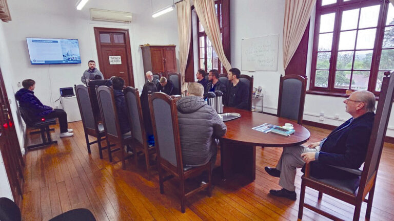 Programa Incubadora Empresarial foi oficializado em Rio Negro nesta semana. Foto: Assessoria de Imprensa/Prefeitura de Rio Negro