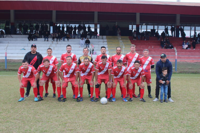 Arizona B campeão do futebol suíço pienense. Foto: O Regional