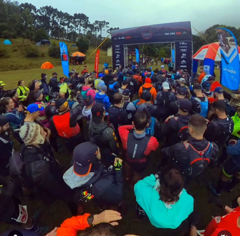 Centenas de atletas participaram de ultramaratona em Tijucas do Sul. Foto: Divulgação/Departamento de Esportes