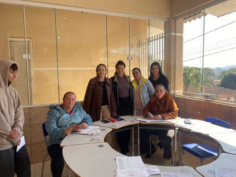 Equipes de saúde estão atuando na campanha de vacinação nas escolas. Foto: Assessoria de Imprensa/Prefeitura de Agudos do Sul