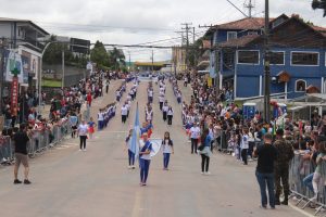 Desfile festivo reuniu expressivo público em Piên. Foto: Arquivo/O Regional