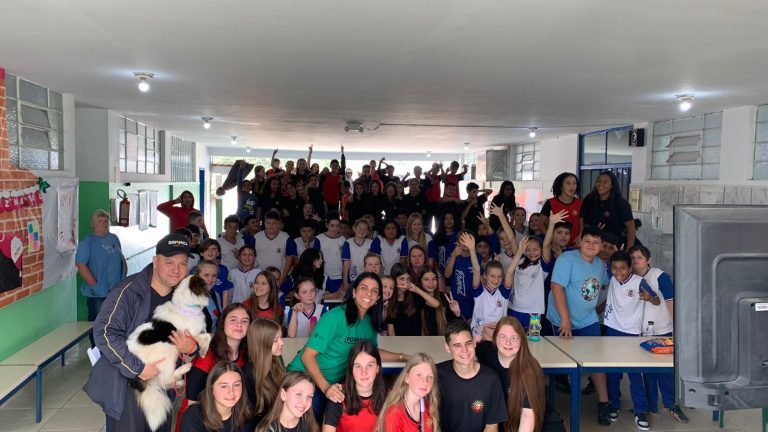 Estudantes participaram de palestra sobre atividades do MIA. Foto: Divulgação