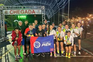 Atletas na Corrida Noturna de Rio Negrinho. Foto: Divulgação