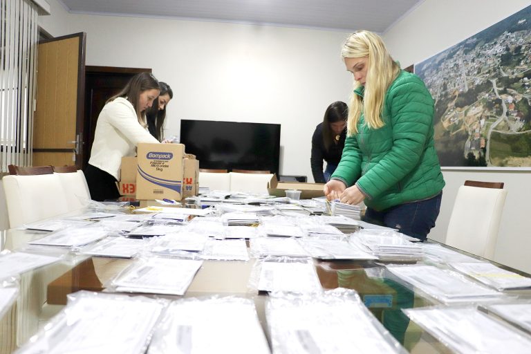 Carnês do IPTU já estão disponíveis para o pagamento. Foto: Assessoria de Imprensa/Prefeitura de Piên
