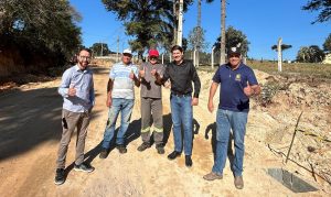 Trabalhos iniciais para pavimentação já foram iniciados. Foto: Assessoria de Imprensa/Prefeitura de Agudos do Sul