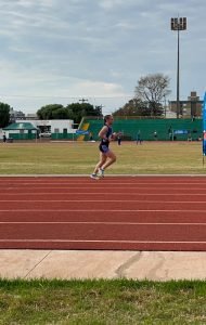 Layla competiu nos Jojups no atletismo. Foto: Divulgação