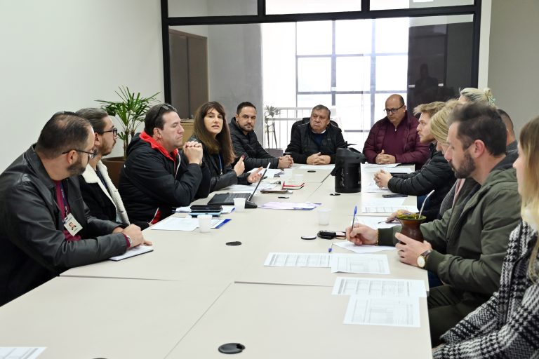 Prefeito esteve presente na reunião de discussão do novo Marco do Saneamento. Foto: Assessoria de Imprensa/Prefeitura de Contenda