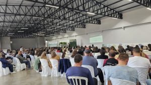 Profissionais participaram do IX Seminário da Educação. Foto: Assessoria de Imprensa/Prefeitura de Quitandinha