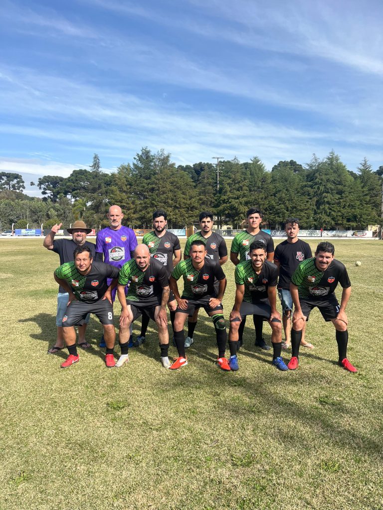 Time do Agudos City/TR Ferreira vai a campo pelas oitavas. Foto: Assessoria de Imprensa/Prefeitura de Agudos do Sul