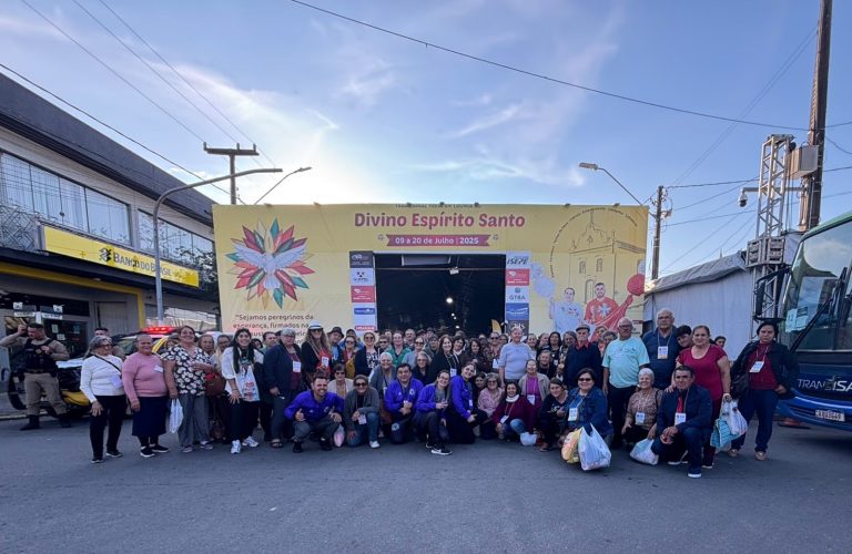 Idosos viajaram para a Festa do Divino. Foto: Assessoria de Imprensa/Prefeitura de Tijucas do Sul