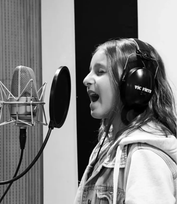 Alice Reis vai lançar a canção 'Meu Mundo'. Foto: Reprodução/Instagram