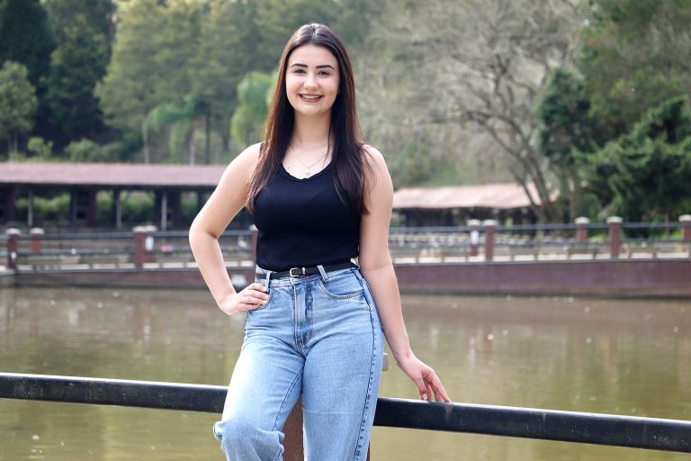 Fátima Ossovski, candidata a Rainha de Piên. Foto: Assessoria de Imprensa/Prefeitura de Piên