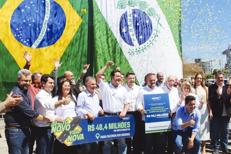 Governador confirmou o convênio para obras de viadutos em Fazenda Rio Grande. Foto: Arquivo/O Regional