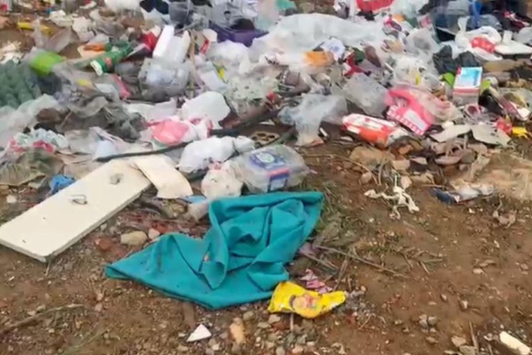 Homem foi preso após ser flagrado fazendo descarte de resíduos sólidos. Foto: PCPR