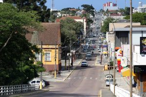 MPPR e a comarca de Rio Negro firmaram o acordo para combater cigarros eletrônicos nas escolas. Foto: Arquivo/O Regional