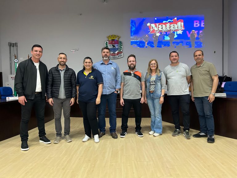 Membros da ACIP foram definidos em cerimônia na câmara. Foto: Assessoria de Imprensa/Prefeitura de Piên