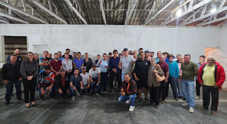 Audiência foi realizada na comunidade do Doce Fino. Foto: Assessoria de Imprensa/Prefeitura de Quitandinha