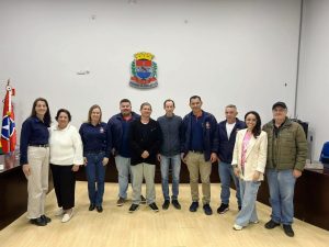 Na câmara de Piên, O Regional foi homenageado pelos vereadores. Foto: Divulgação