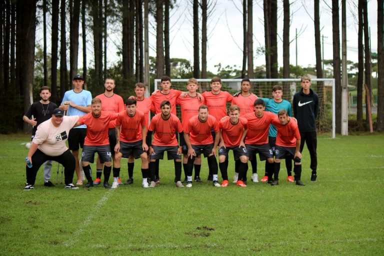 Villalva estreou com vitória elástica. Foto: Assessoria de Imprensa/Prefeitura de Piên