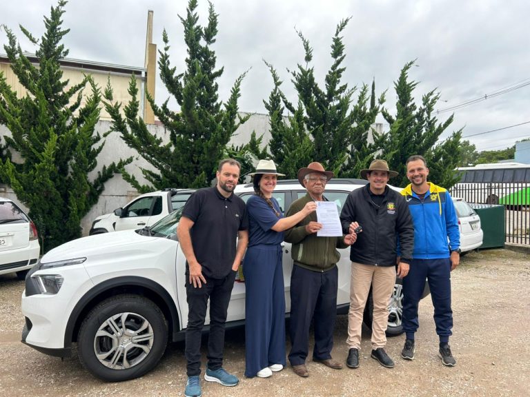 Veículo foi destinado para ampliar e qualificar o atendimento da instituição. Foto: Assessoria de Imprensa/Prefeitura de Agudos do Sul