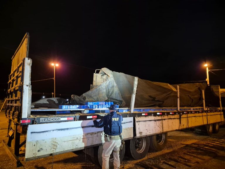 Celulares foram apreendidos pela PRF. Foto: Divulgação/PRF