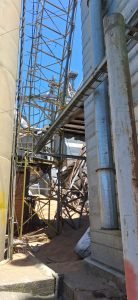 Silo desabou na manhã desta terça-feira, na Lapa. Foto: Divulgação/Corpo de Bombeiros