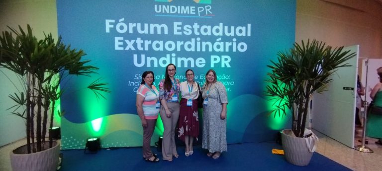 Representantes da Educação participaram do fórum em Foz do Iguaçu. Foto; Assessoria de Imprensa/Prefeitura de Agudos do Sul