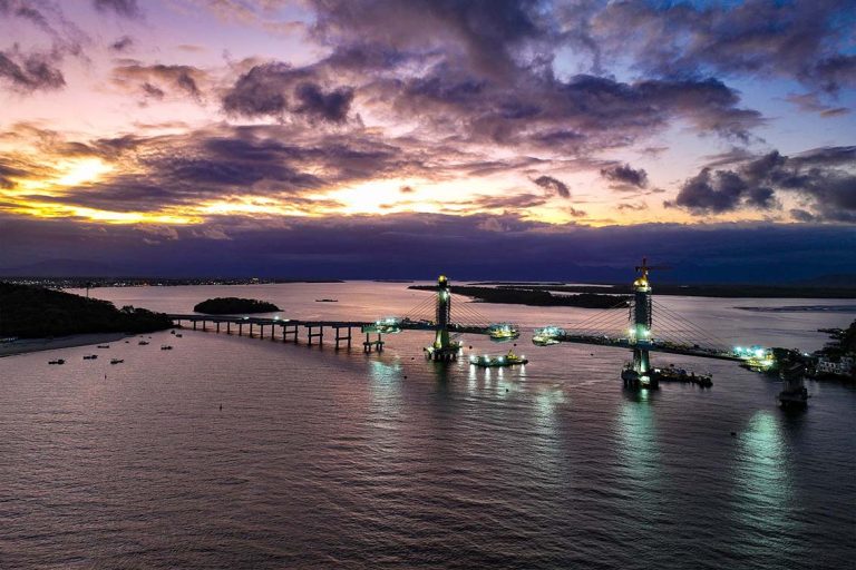Estado prepara maior a queima de fogos da história do Litoral na Ponte de Guaratuba. Foto: Jonathan Campos/AEN