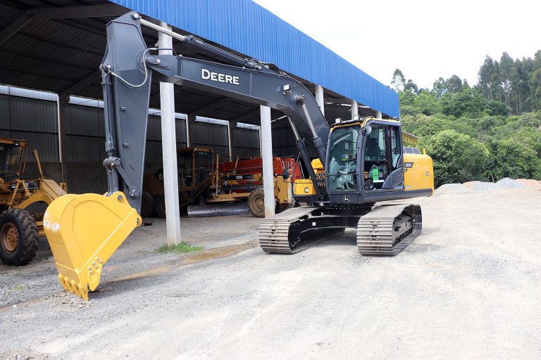 Nova máquina foi recebida pela prefeitura de Piên. Foto: Assessoria de Imprensa/Prefeitura de Piên