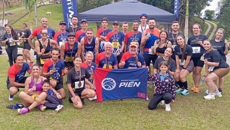 Parte da equipe pienense que participou da prova. Foto: Divulgação