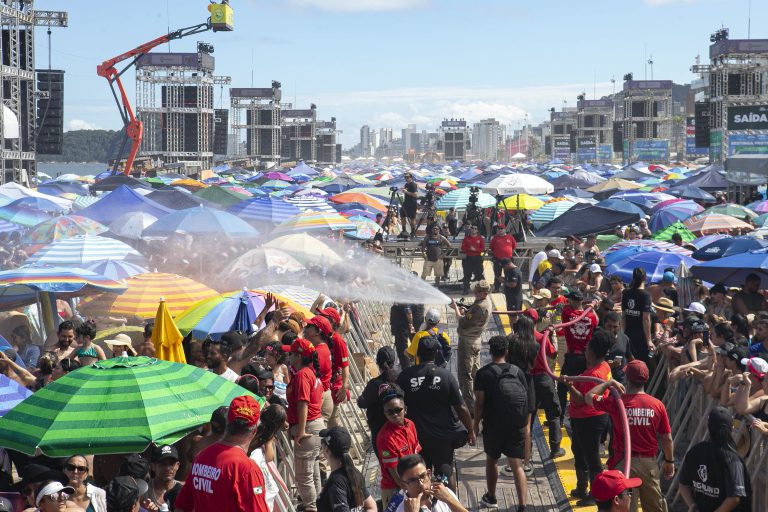 Estado cuida do público antes e durante shows no Litoral. Foto: Roberto Dziura Jr/AEN