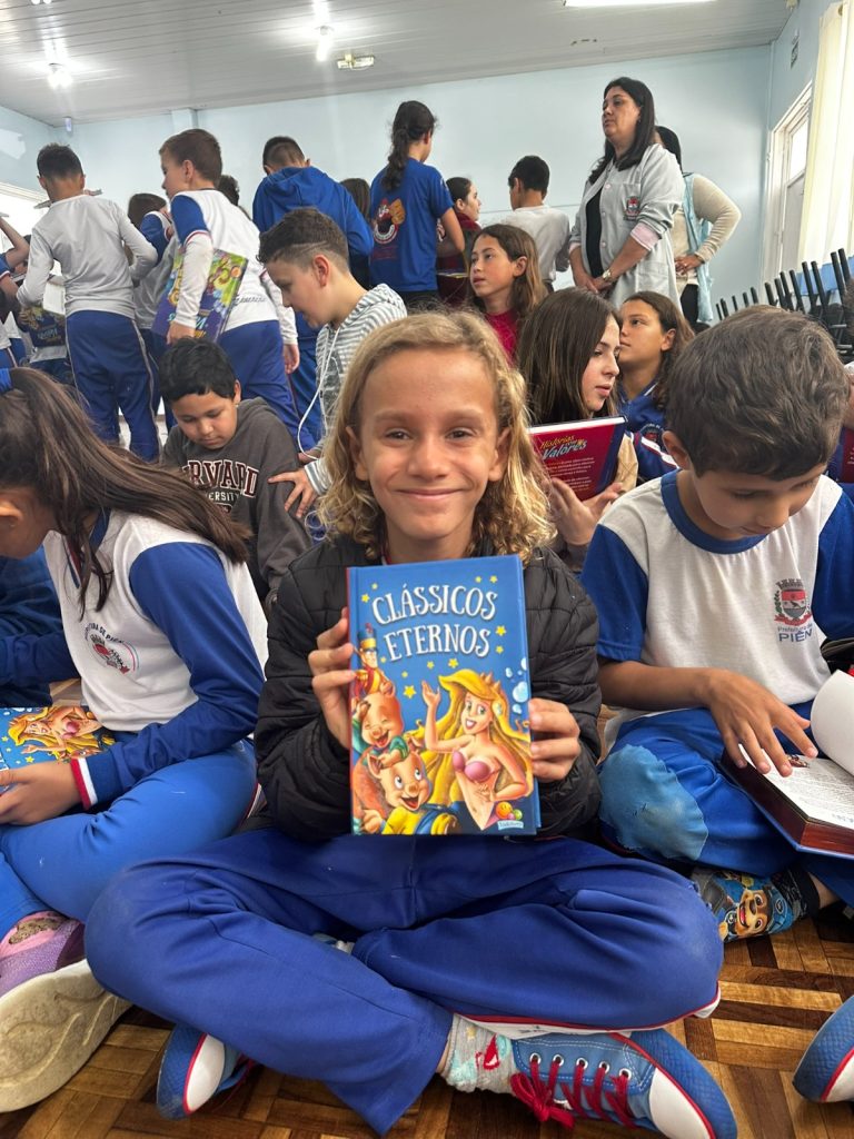 Piên conquista selo ouro no compromisso criança alfabetizada. Foto: Assessoria de Imprensa/Prefeitura de Piên