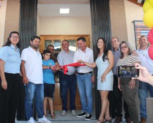 Autoridades no ato inaugural da sede. Foto: O Regional