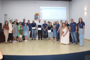 homenageados e vereadores na câmara. Foto: Arquivo/O Regional