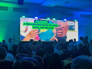 Prêmio foi entregue durante evento em Foz do Iguaçu. Foto: Assessoria de Imprensa/Prefeitura de Contenda