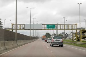 Novas passarelas serão construídas em Fazenda Rio Grande. Foto: Arteris Planalto Sul